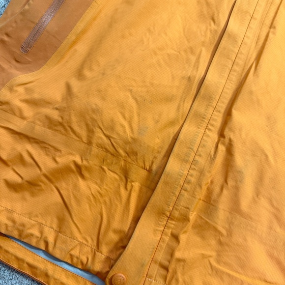 Marmot Men’s Gore-Tex XCR Lightweight Shell Jacket Full Zip Outdoor in Orange M - Picture 14 of 16
